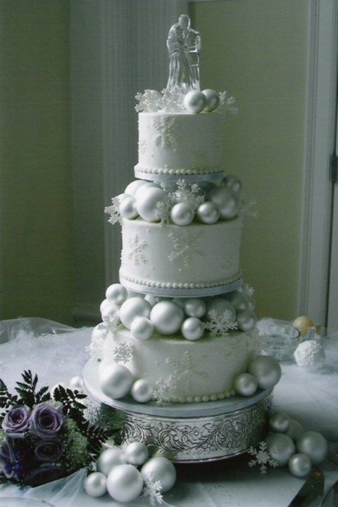 winter wedding cakes