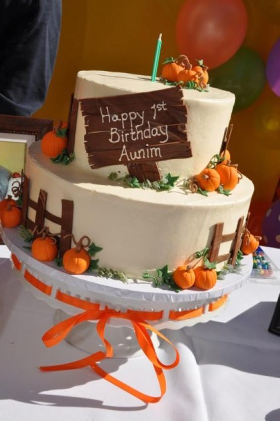 fall birthday cakes