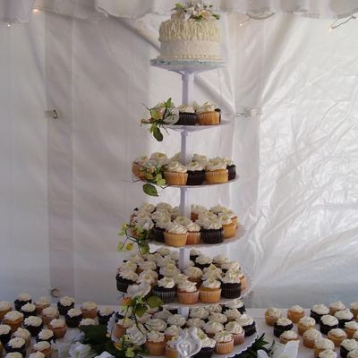 Cupcake Toppers and Tiers