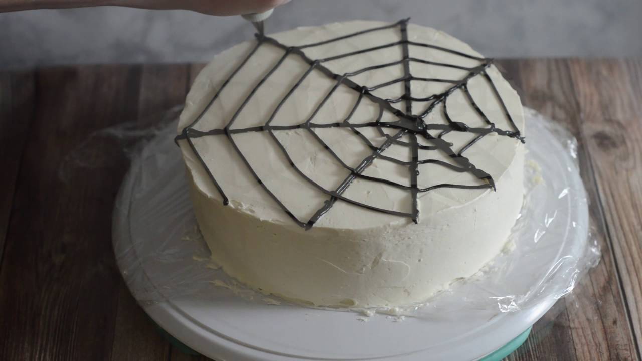 Spiderweb Cake