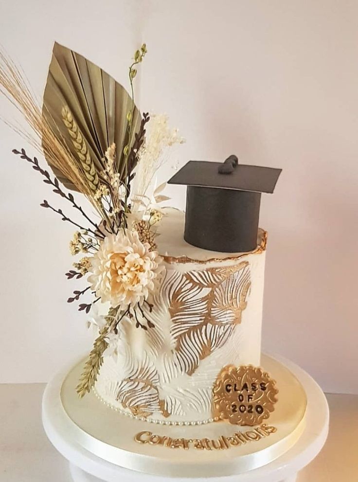 Portos Graduation Cake